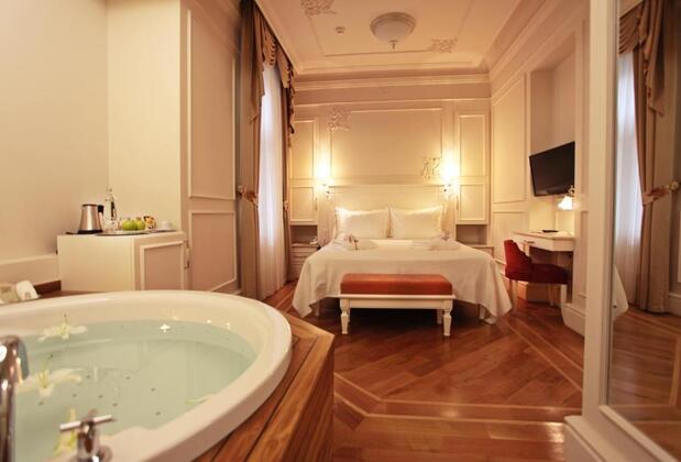 Corinne Art & Boutique Hotel - Görsel 31