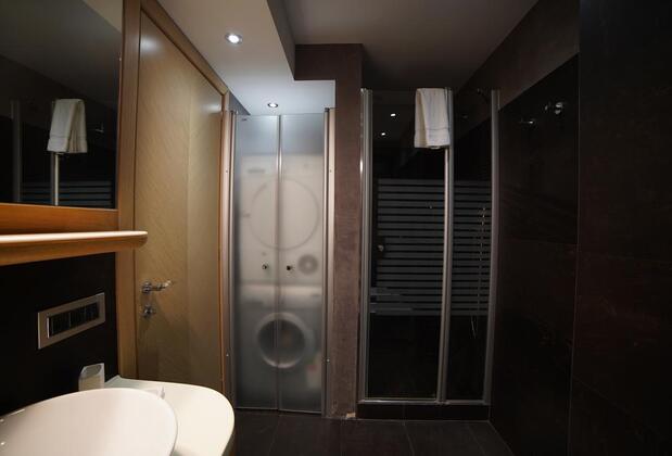 Deriş Bosphorus Lodge İstanbul - Görsel 23