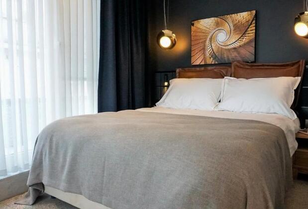 Maroon Tomtom - Görsel 27