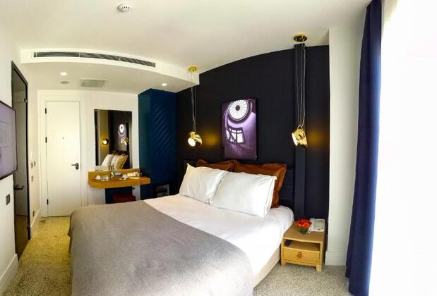 Maroon Tomtom - Görsel 35