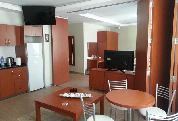 Honey House Apartment - Görsel 17