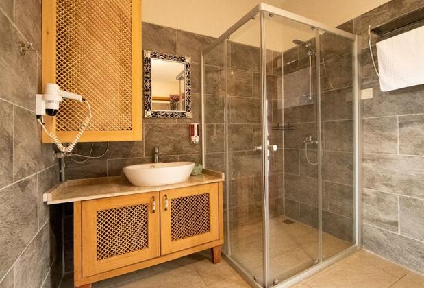 Riverside Inn Otel - Görsel 22