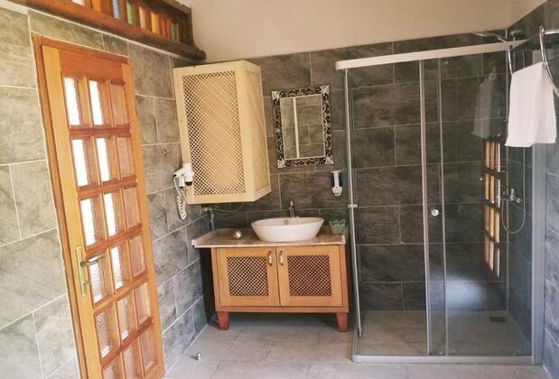 Riverside Inn Otel - Görsel 32