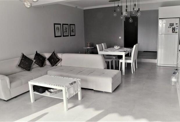 Neon Türkbükü Evleri - Görsel 13