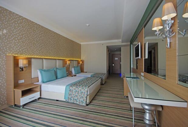 Royal Garden Select Hotel - Görsel 34