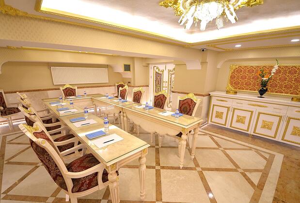 My Golden Hotel - Görsel 13