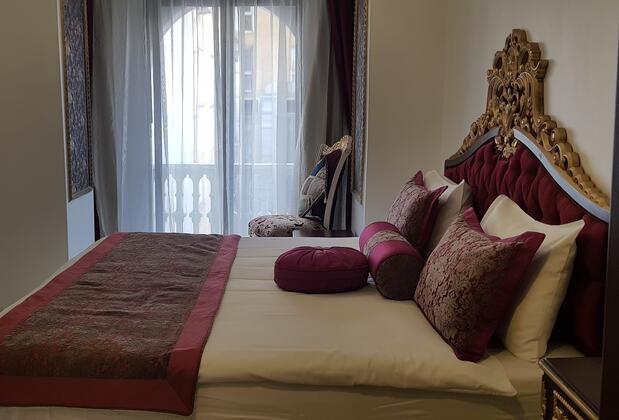 My Golden Hotel - Görsel 24