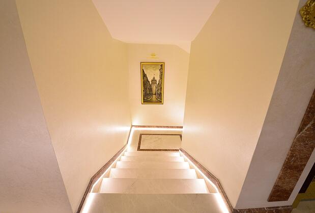 My Golden Hotel - Görsel 35