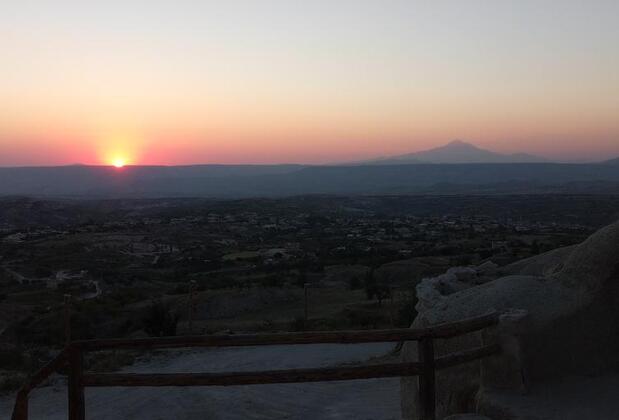 Mountain Cave Hotel - Görsel 4