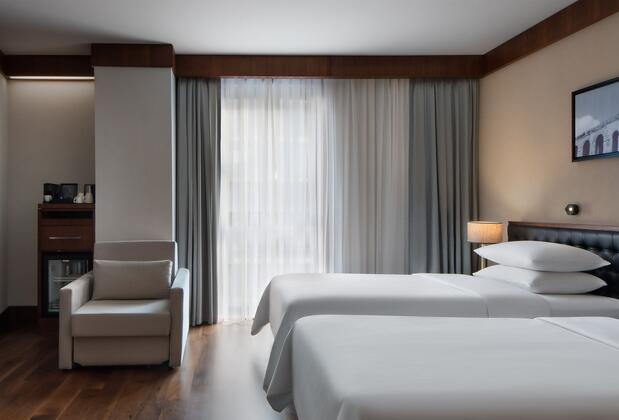 Sheraton Istanbul City Center - Görsel 14