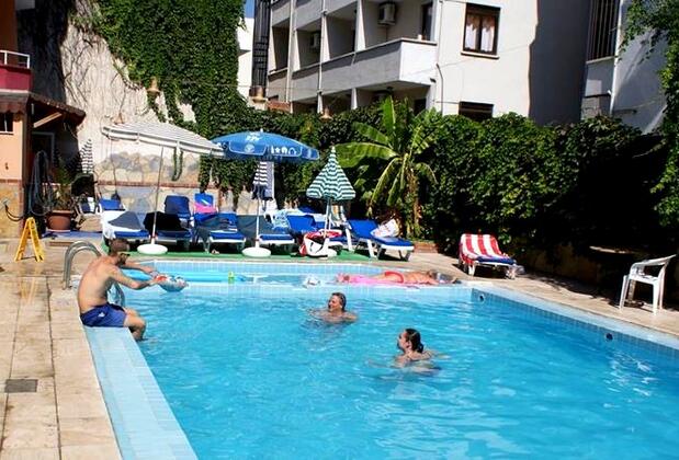 City Otel & Pension Kuşadası - Görsel 9
