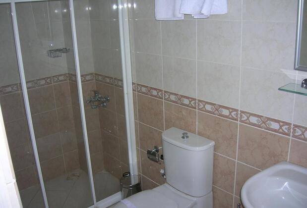 Güllüoğlu Hotel - Görsel 12