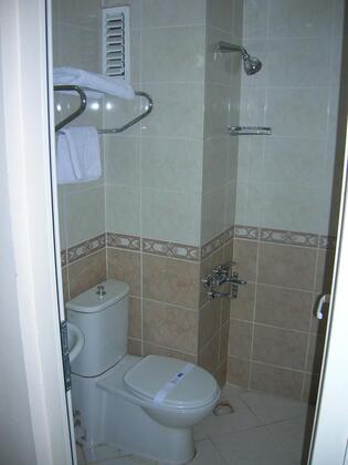 Güllüoğlu Hotel - Görsel 11