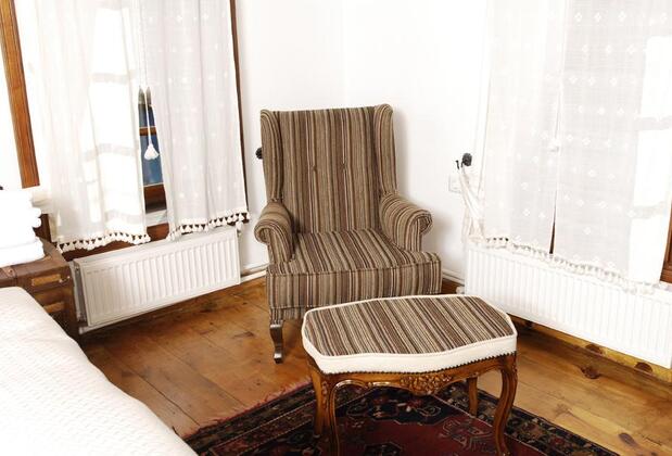 Collage House Hotel - Görsel 11