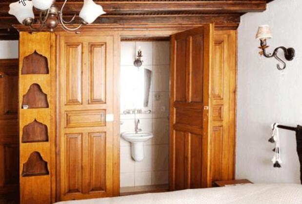 Collage House Hotel - Görsel 5