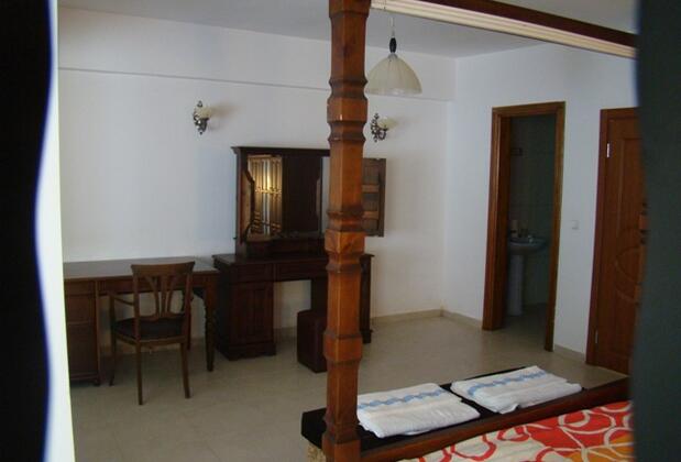 Hotel Ennis Inn - Görsel 6