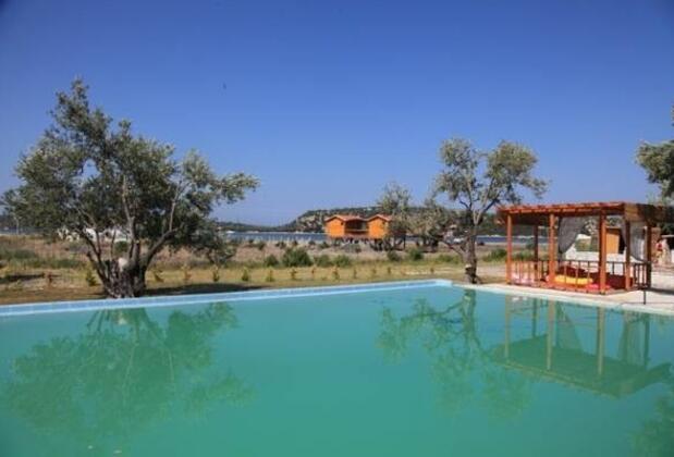 Almondville Pergamon Bungalows - Görsel 5