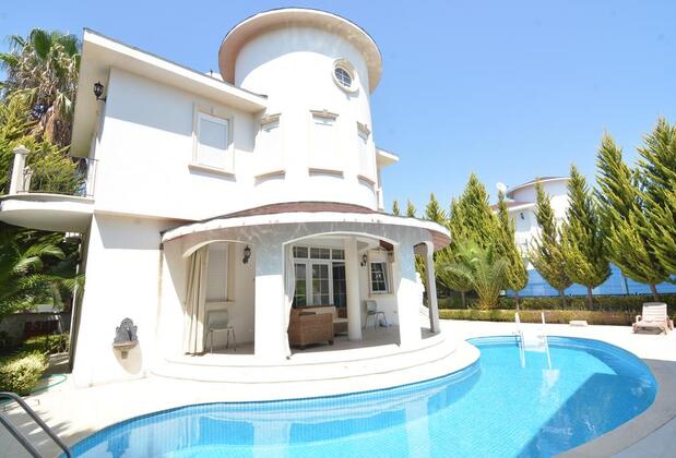 Bella Tom - Görsel 4