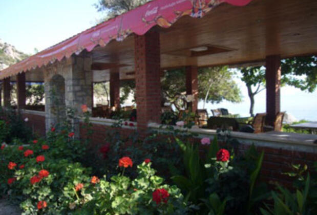 Özdemir Pansiyon Restaurant - Görsel 12