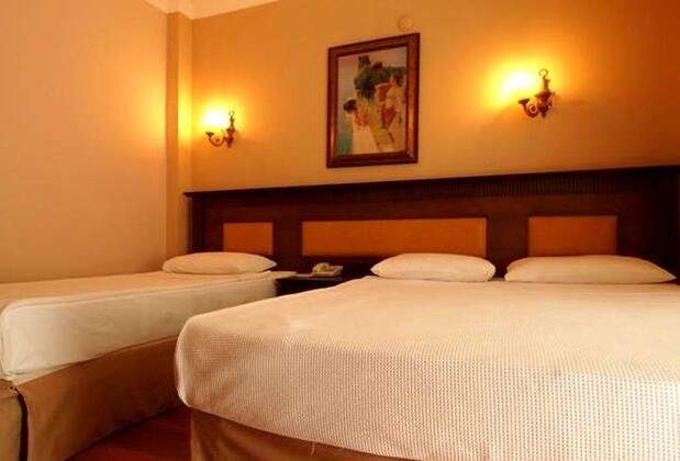 Romance Club - Görsel 7