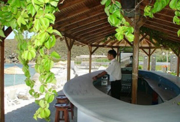 Thenes Motel - Görsel 9