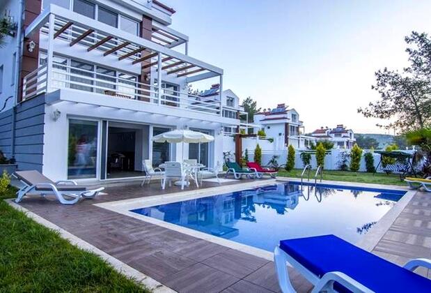 Luxury Pine Villa - Görsel 15