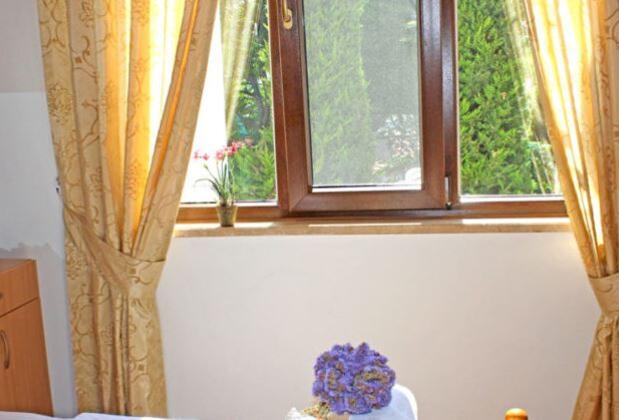 Bozcaada Butik Pansiyon - Görsel 17