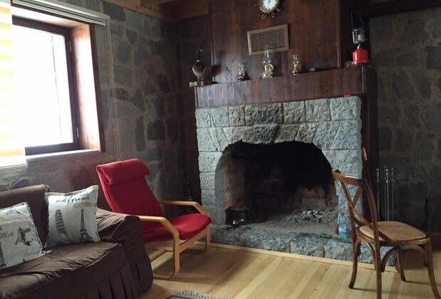 Azra Dağ Evi - Görsel 19