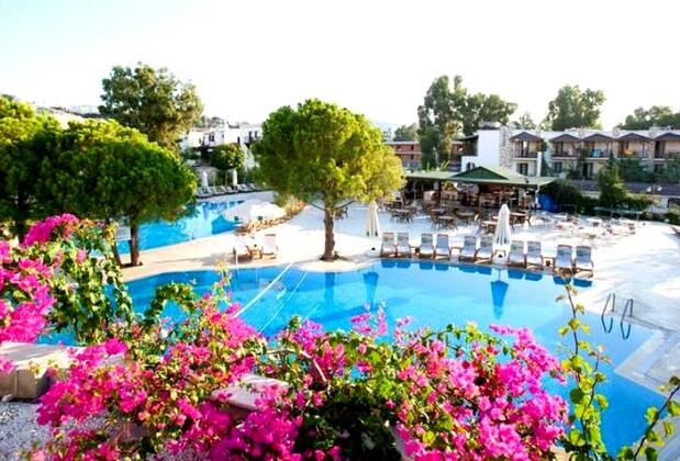 Palm Beach Otel Küçükkuyu Gümbet - Görsel 6