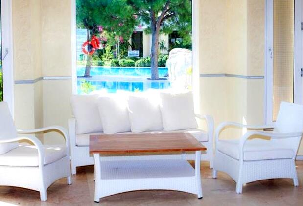 Palm Beach Otel Küçükkuyu Gümbet - Görsel 2