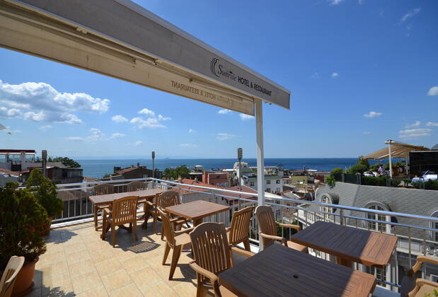 The Sunrise Hotel - Görsel 17