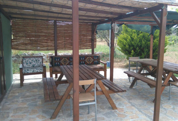 Bozcaada Çayır Bağ Evi Pansiyon - Görsel 9