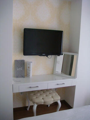 Alacati Villa Citrus Butik Hotel - Görsel 23