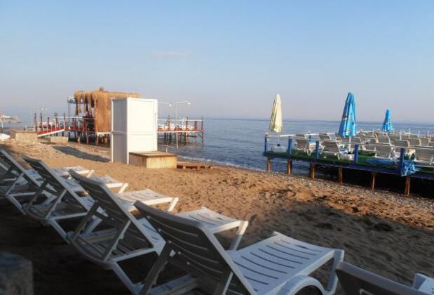 Yaprak Pansiyon Cafe Beach Club - Görsel 4
