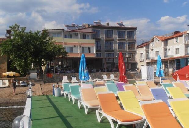 Yaprak Pansiyon Cafe Beach Club - Görsel 23