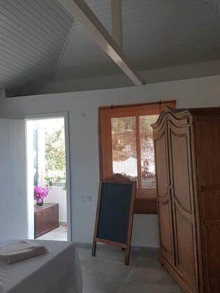 Bi' Oda Bi' Balkon by Barba Saranda - Görsel 3