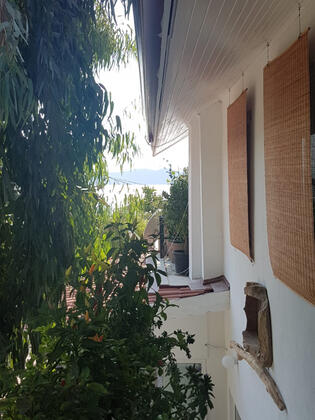 Bi' Oda Bi' Balkon by Barba Saranda - Görsel 5