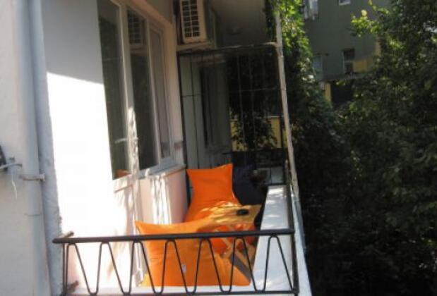 Bonjour Guesthouse - Görsel 10