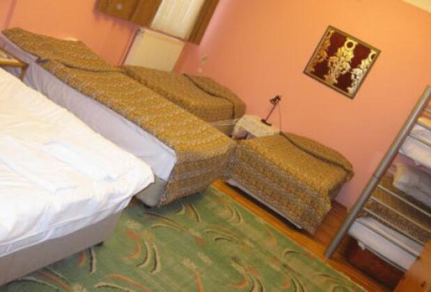 Bonjour Guesthouse - Görsel 5