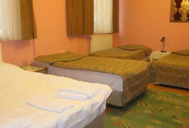 Bonjour Guesthouse - Görsel 14