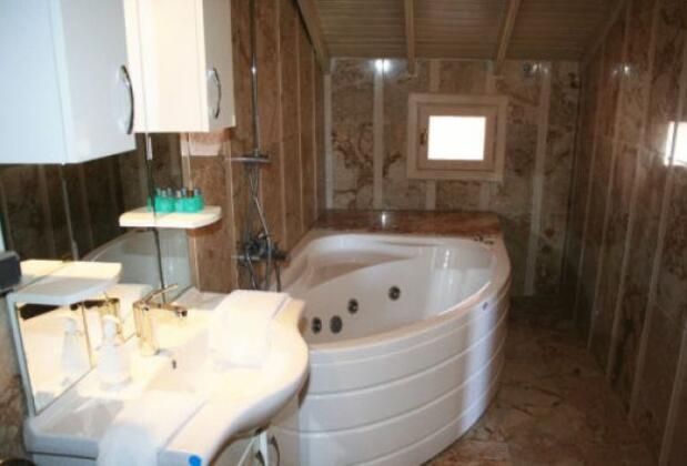 Safran Sarı Pansiyon - Görsel 15