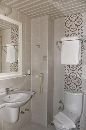 Alonya Beach Hotel - Görsel 4