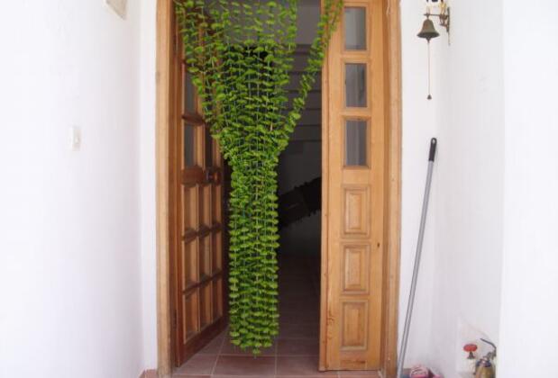 Bozcaada Gezievi Pansiyon - Görsel 18