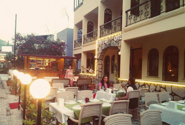 River Hotel - Görsel 5