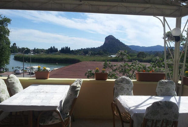 River Hotel - Görsel 9