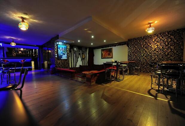 Büyük Asur Oteli - Görsel 19