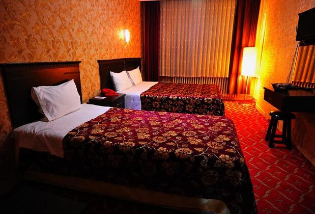 Büyük Asur Oteli - Görsel 4