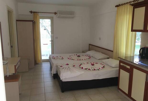 Club Ekinci Palace Hotel İçmeler - Görsel 4