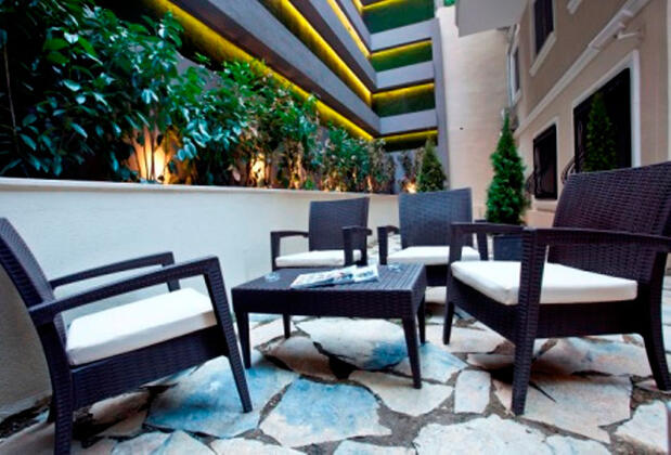 Collage Cihangir Hotel - Görsel 22