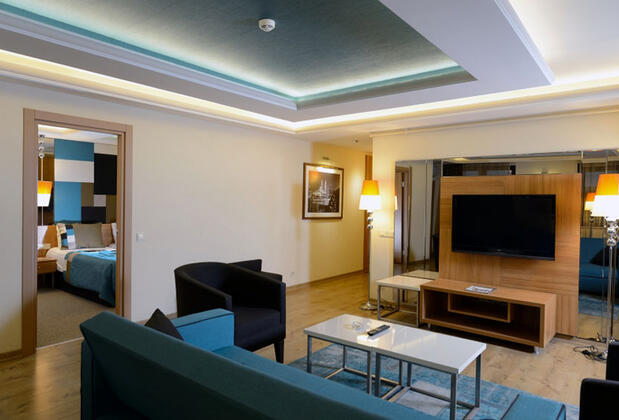 Collage Cihangir Hotel - Görsel 28